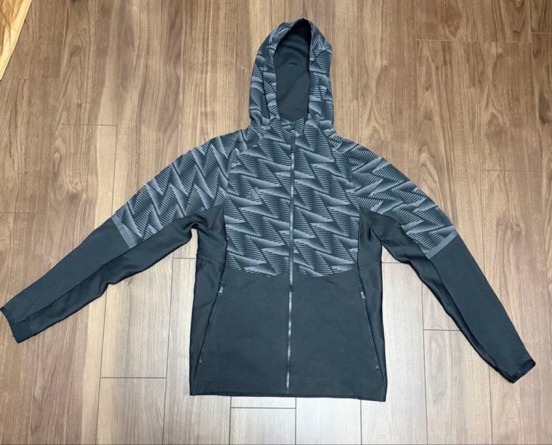 adidas ウィンドブレーカー　上下　ウーブン