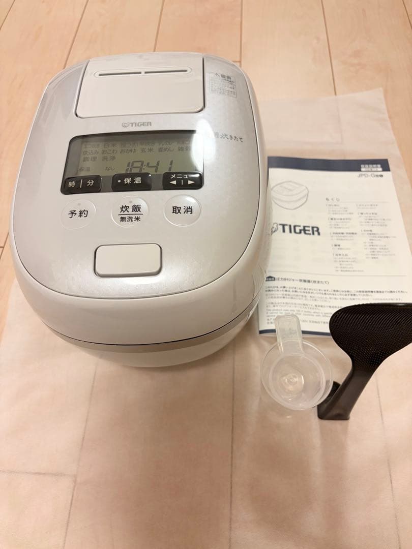 タイガー　圧力IHジャー炊飯器　炊きたて JPD-G060WG 3.5合
