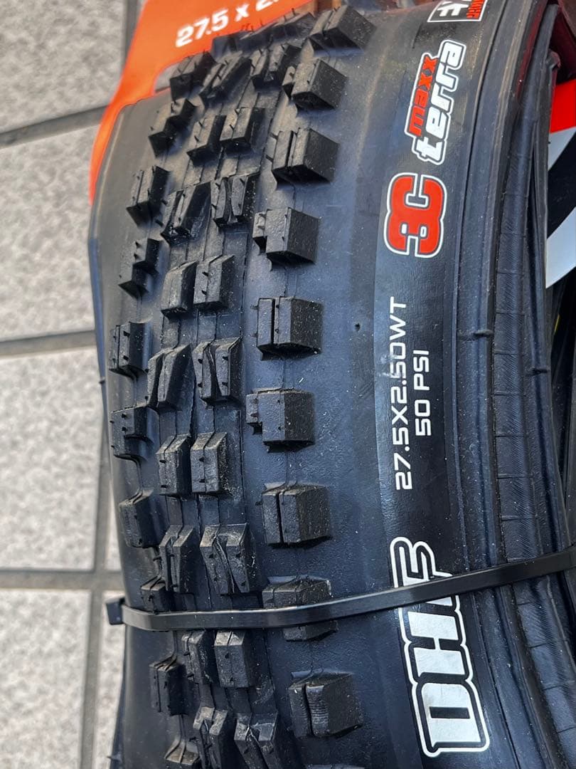 Maxxis DHF 27.5*2.5WT一本