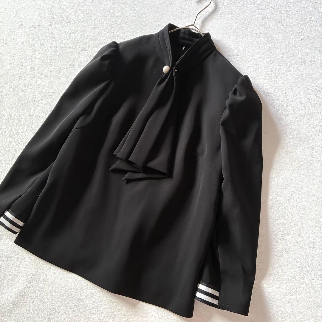 ボーダーズアットバルコニー　パールボウタイ ブラウス　ブラック　36