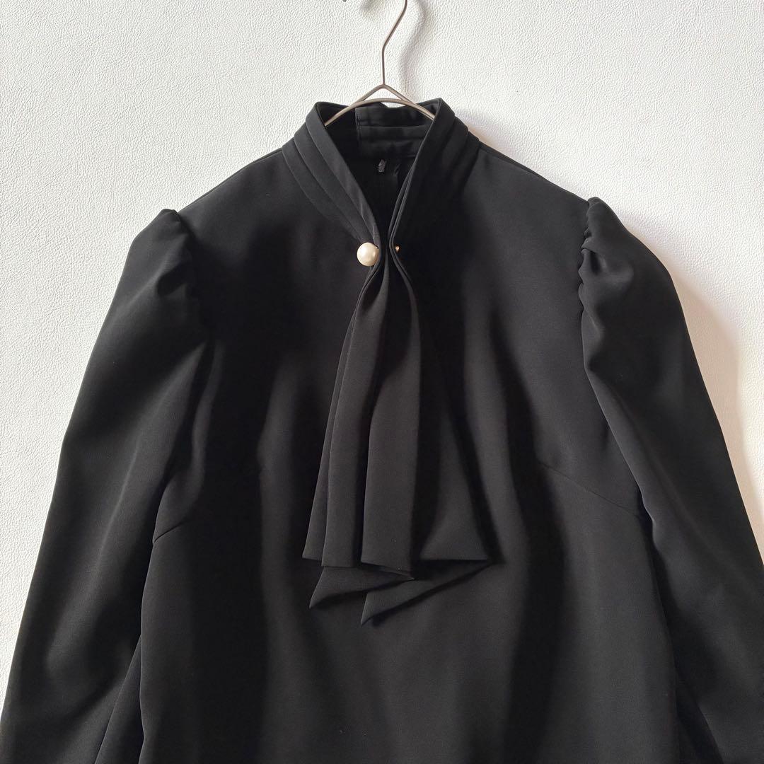 ボーダーズアットバルコニー　パールボウタイ ブラウス　ブラック　36