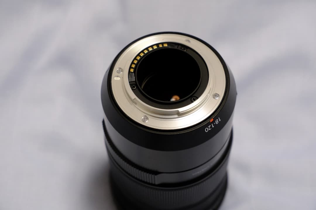 【極美品】富士フィルムXF18-120mmF4 LM PZ WR / Xマウント