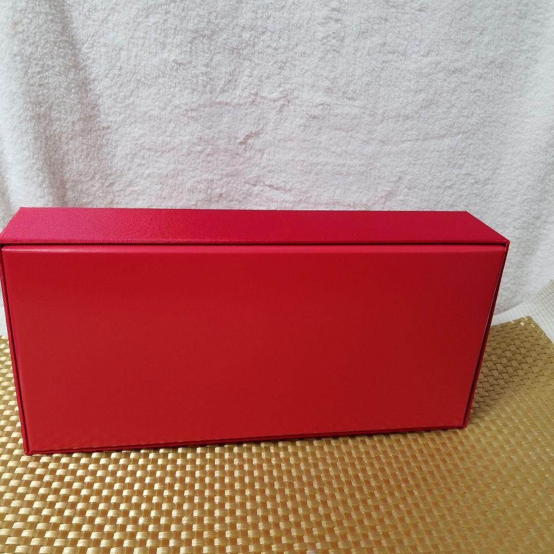 【レア空箱】アルマーニビューティー　限定品セット　レッドサテン 空ケースボックス