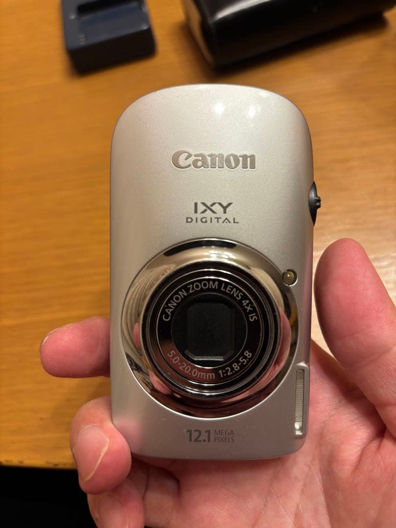 Canon IXY DIGITAL 510IS 動作確認済み ケース・充電器付き