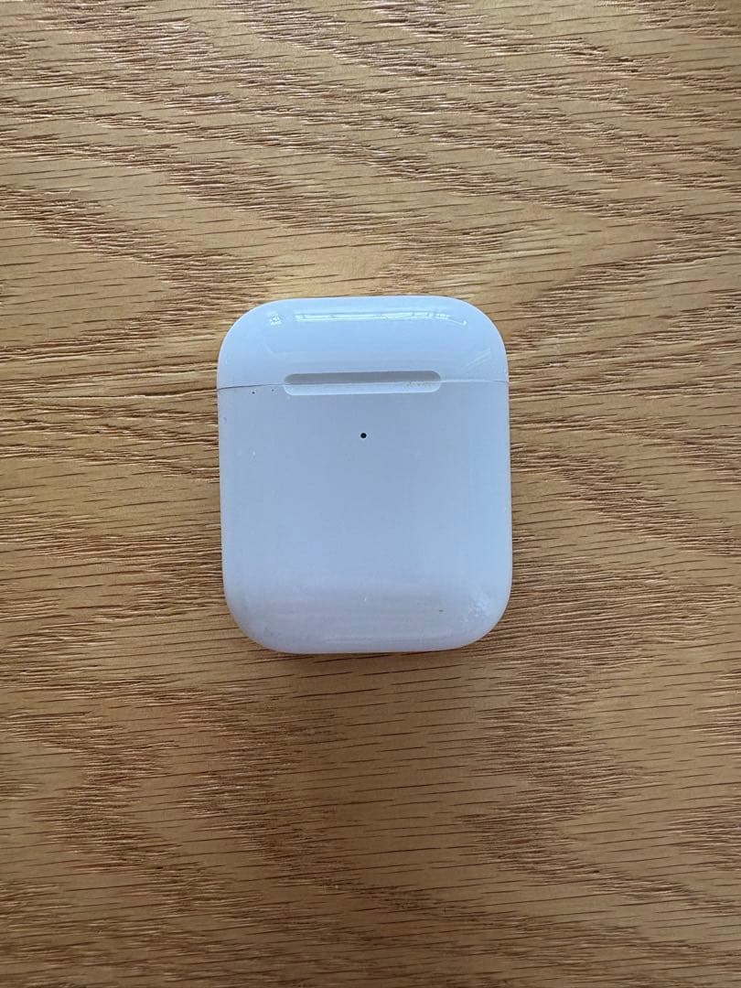 【美品】Apple AirPods with Charging Case 第2世