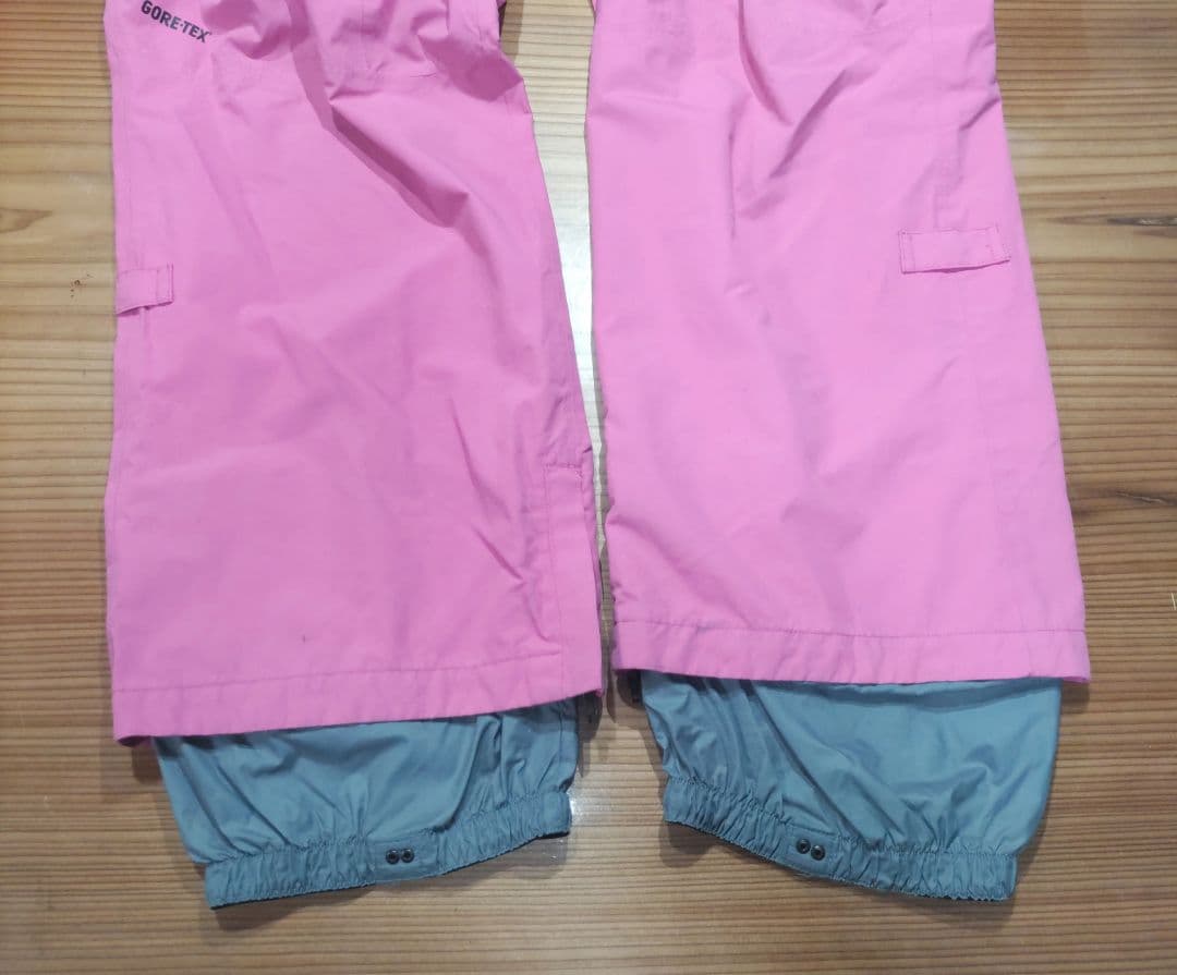 バートン　BURTON　ak　レディースL相当　ピンクパンツ　スノーボード　匿名