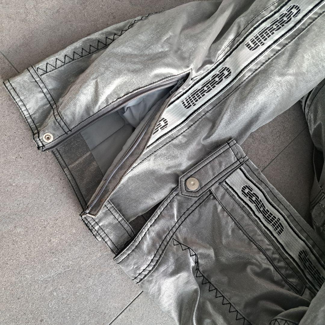 【希少】GOLDWIN スキーウェア ルーニーチューン　上下セット