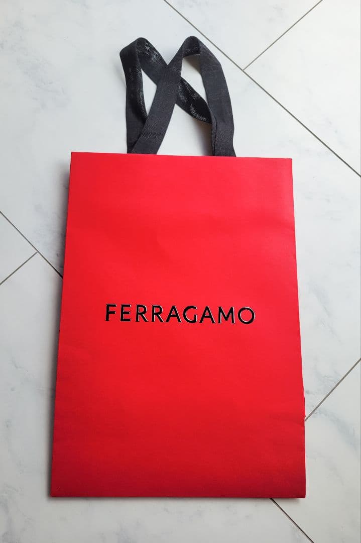 【美品】ブランドショッパーセット CHANEL Ferragamo DIESEL