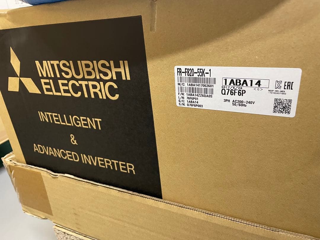 三菱インバーター　FR-F820-55K-1