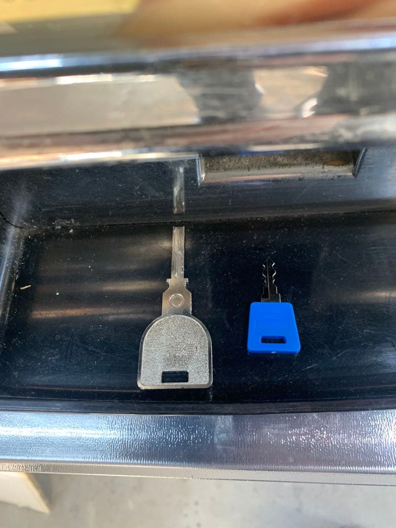 【激レア】引き取り限定　うみねこのなく頃に パチスロ 実機 不要機動作品