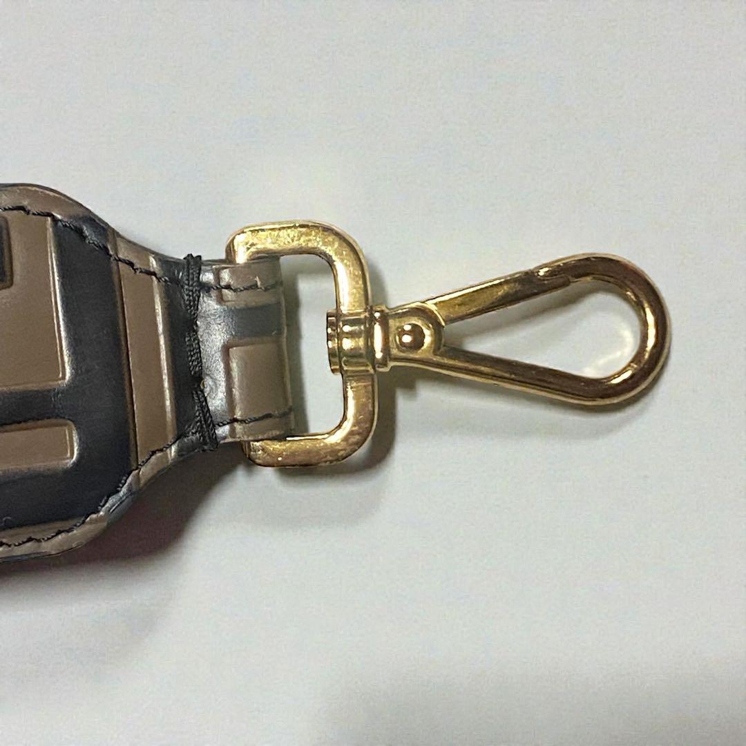 美品＊FENDI ストラップ・ユー・ミニ＊FFロゴ Zucca レザー 茶x黒