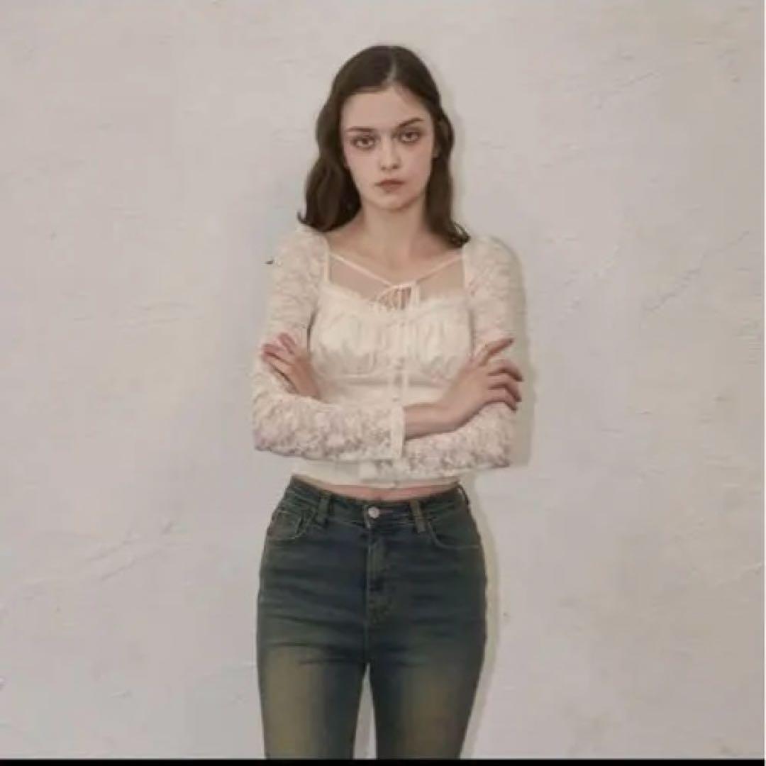 トップス YILON FLOWER LACE BLOUSE IVORY