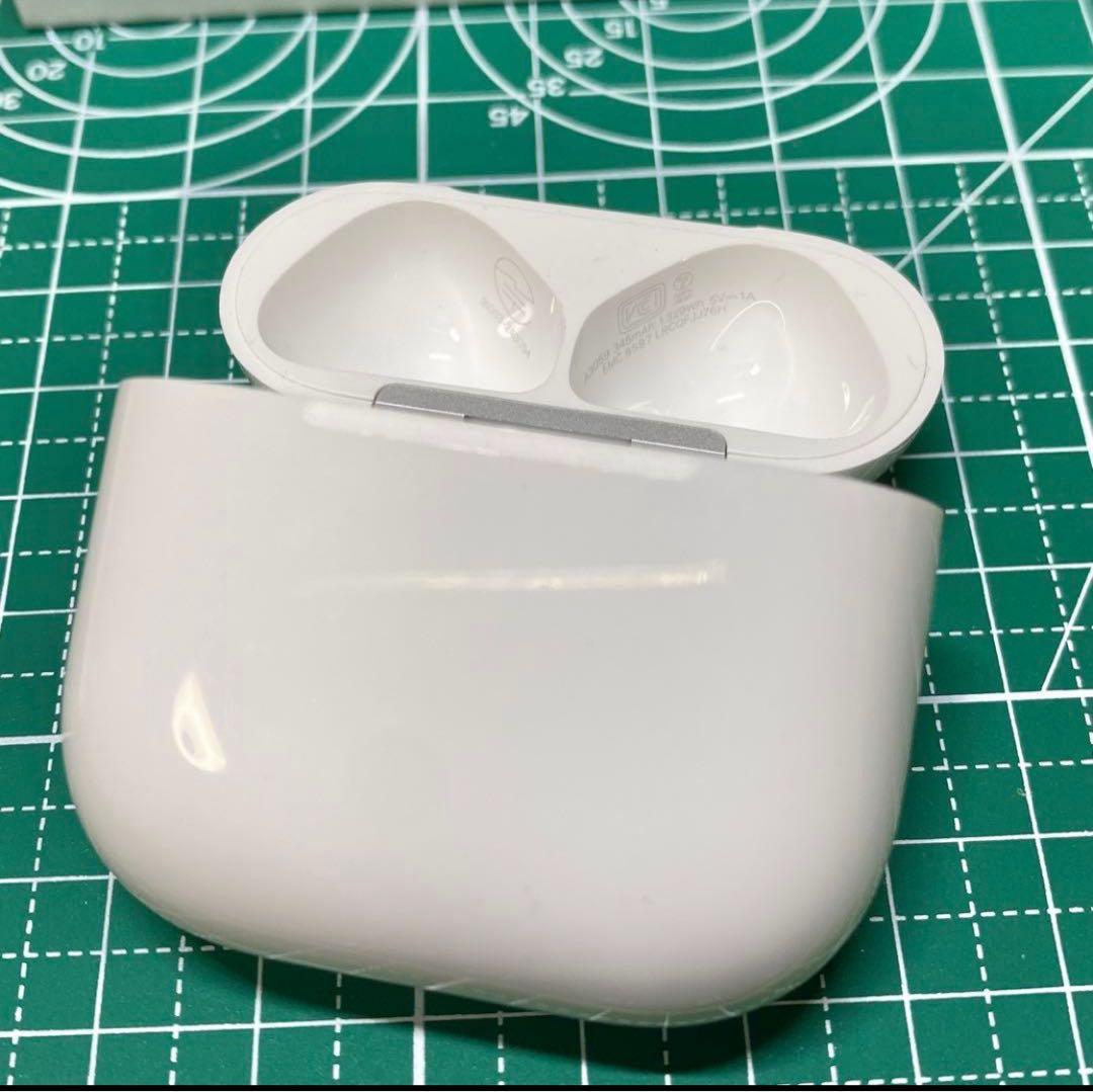 Apple AirPods第4世代 第四世代充電ケース(ANC 搭載)