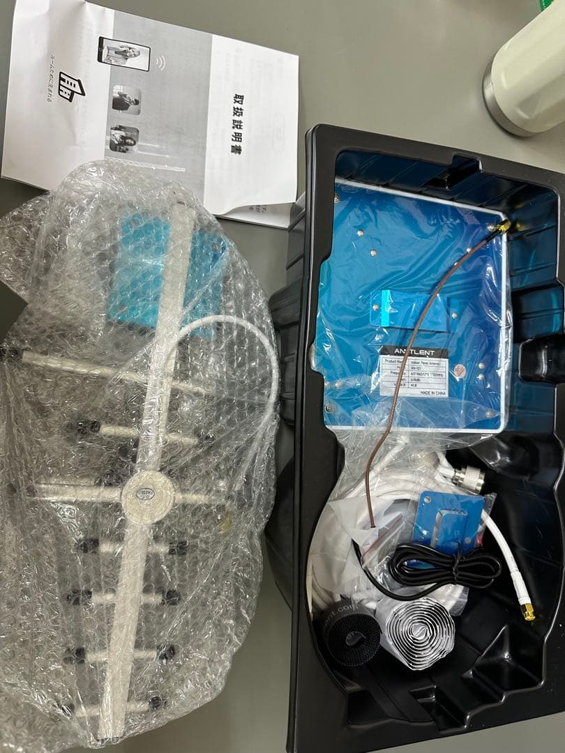 家庭用携帯電話信号アンプ | すべての日本の携帯電話キャリアに対応