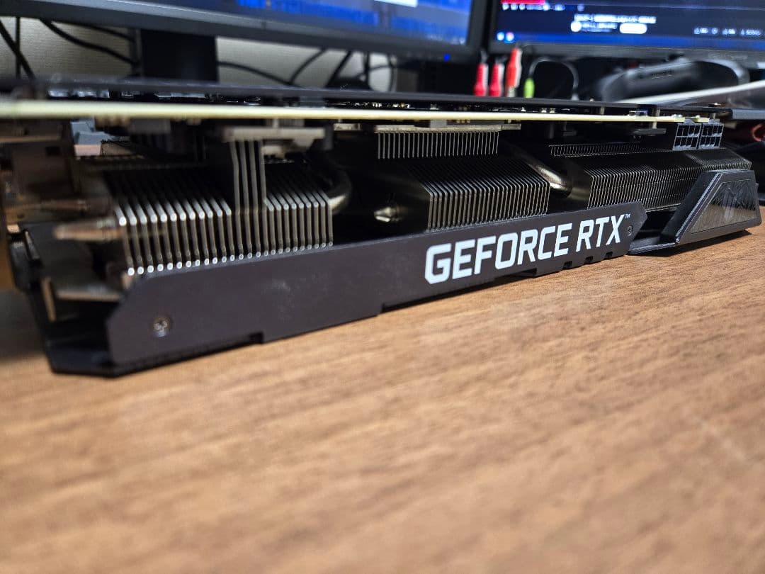 グラフィックボード・グラボ・ビデオカード ASUS TUF-RTX3070-O8G-V2-GAMING