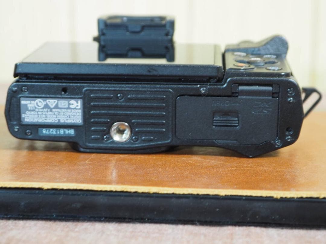 y*o様 【ジャンク】OM-D E-M10 Mark II 　ボディ　S数302