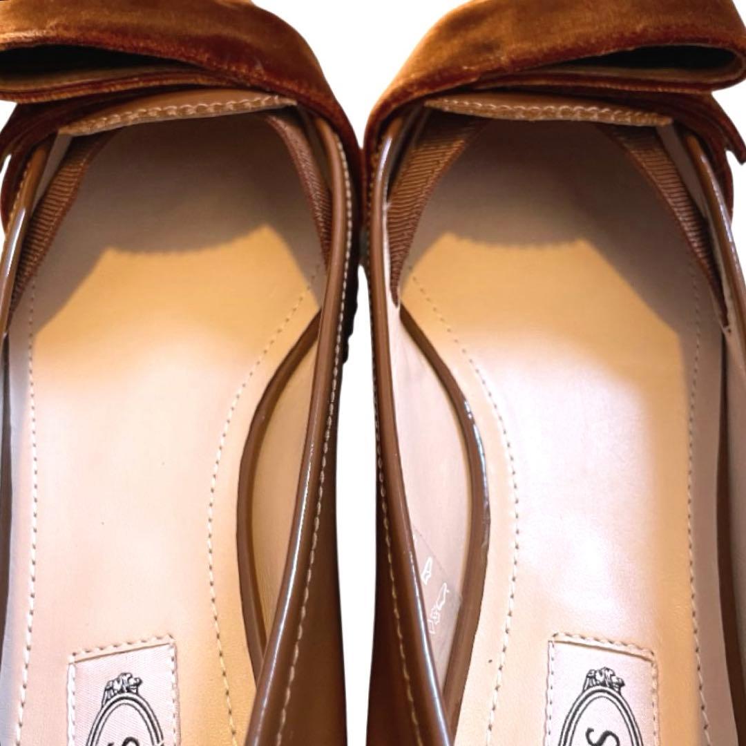 【美品】TOD'S トッズ パンプス フラット パテント エナメル キャメル
