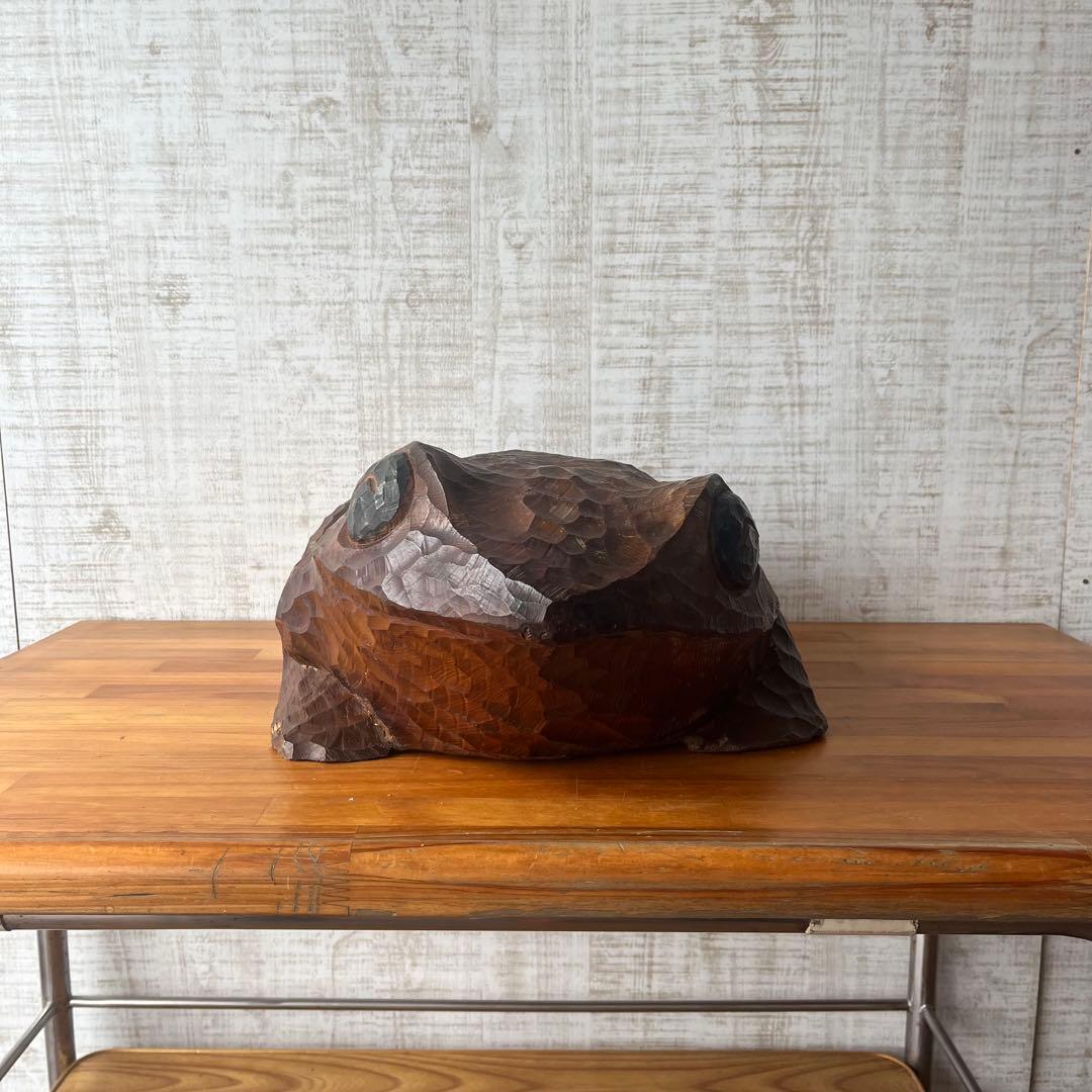 【アンティーク】杉？ 木彫りのカエル 置物 蛙 縁起物 オブジェ 飾り物