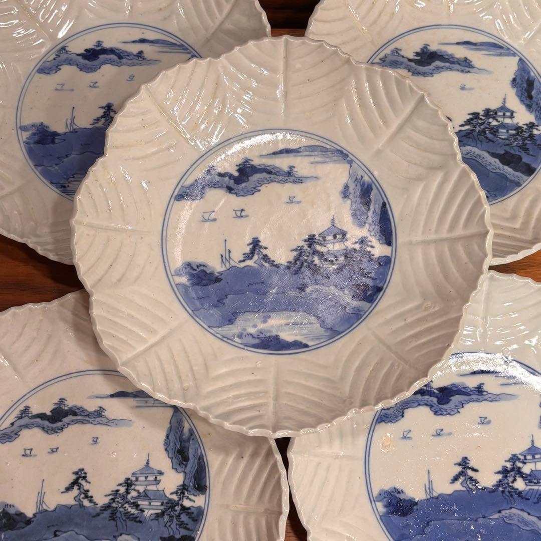 江戸時代　古伊万里　陰刻　染め付け皿　5枚