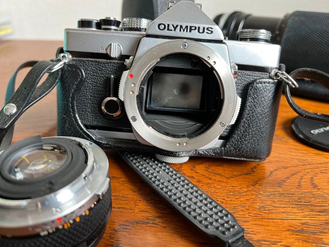 OLYMPUS OM-1 オリンパス フィルムカメラ F.ZUIKO