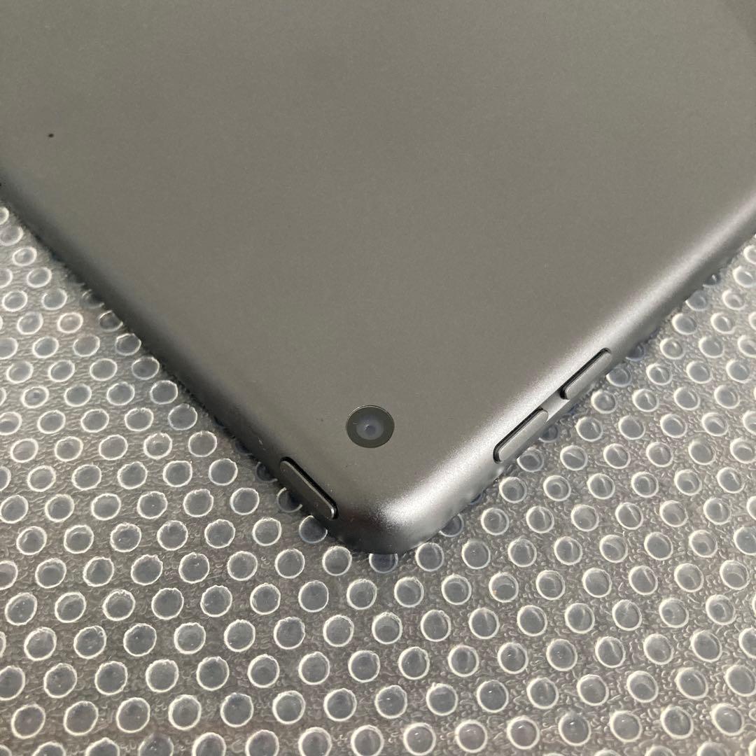 3033【早い者勝ち】iPad7 第7世代 32GB WIFIモデル☆