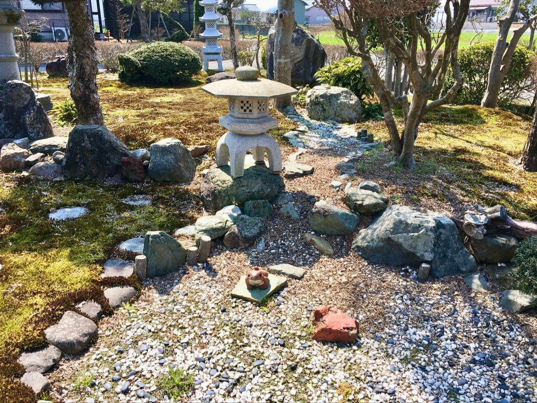 庭石 灰色 約75×80×45㎝ 自然石【石川県引き取り限定】まとめ割