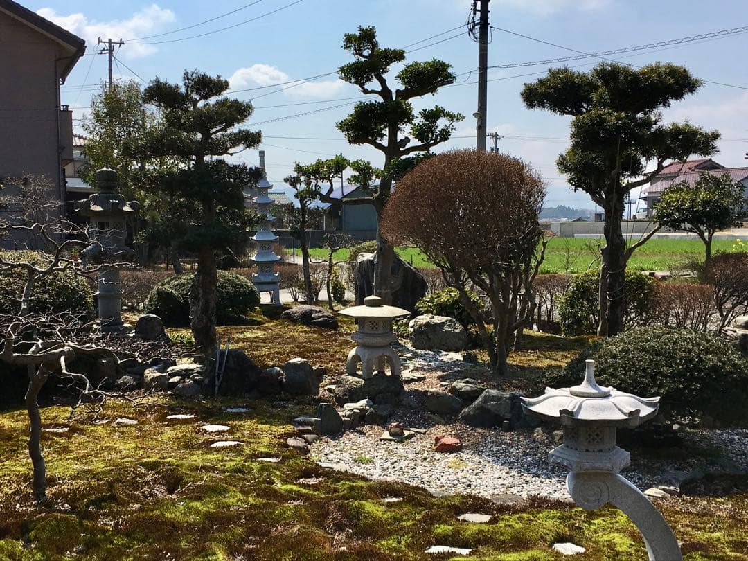 庭石 灰色 約75×80×45㎝ 自然石【石川県引き取り限定】まとめ割