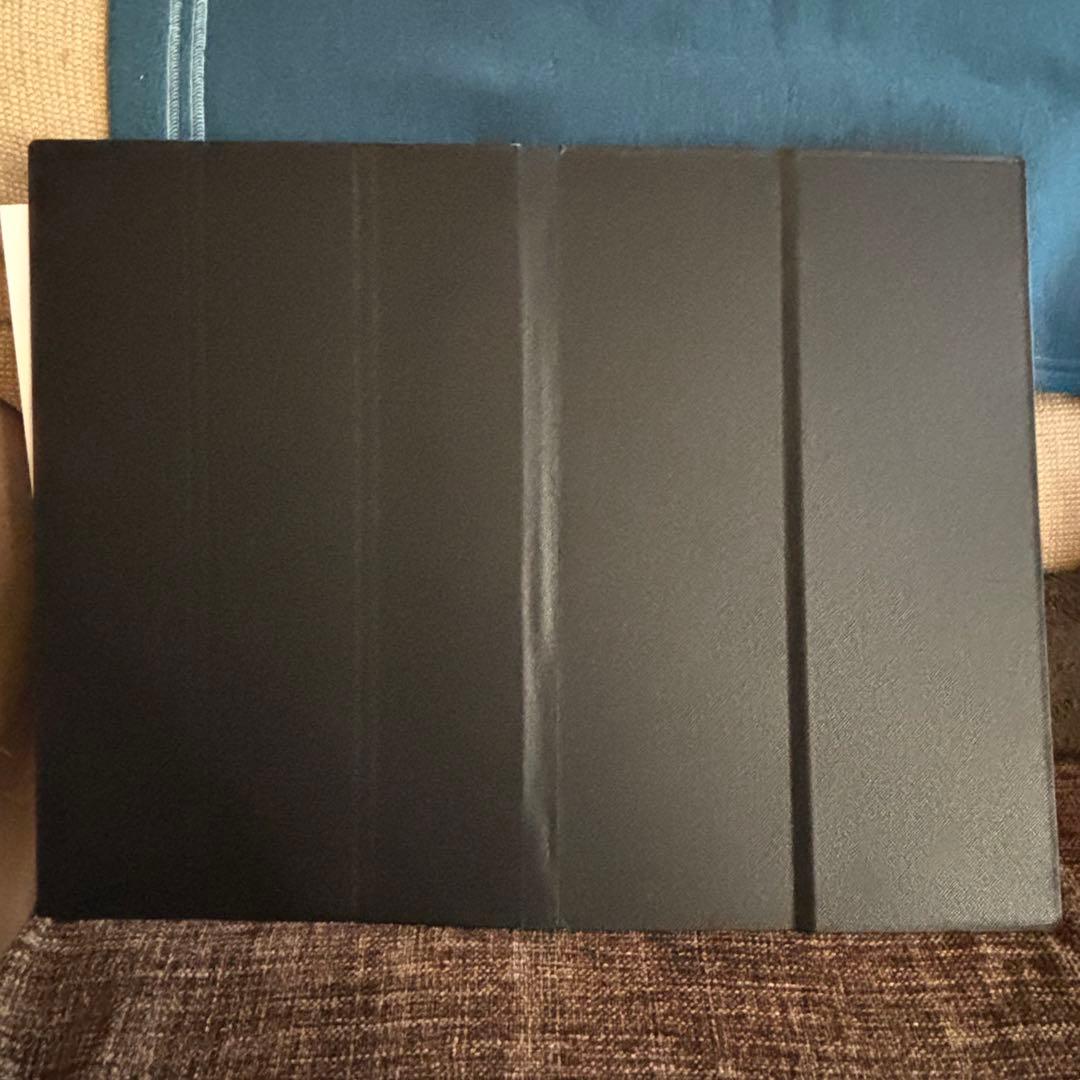 アイリスオーヤマ　モバイルモニター　15.6インチ 2024年製