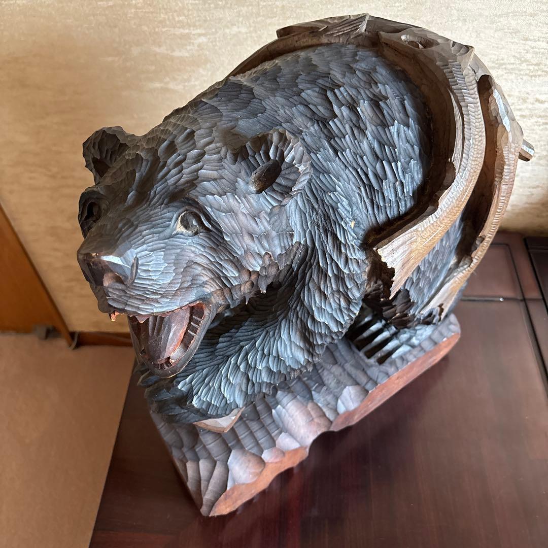 ⭐️北海道木彫り彫刻⭐️ クマと魚の彫刻 約30cm