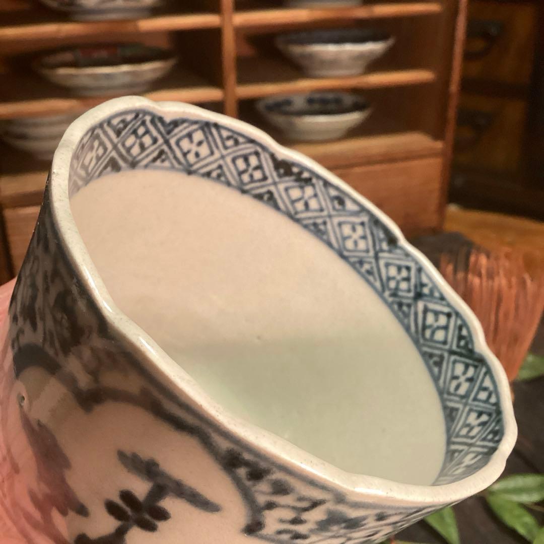 A1044 古伊万里　花唐草　窓絵菊紋様　蕎麦猪口　向付　1客