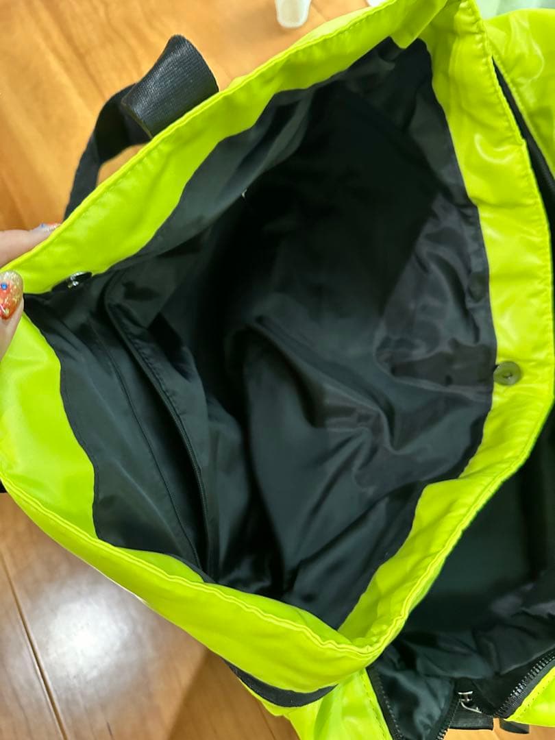 MASTER BUNNY EDITION 蛍光イエロー トートバッグ