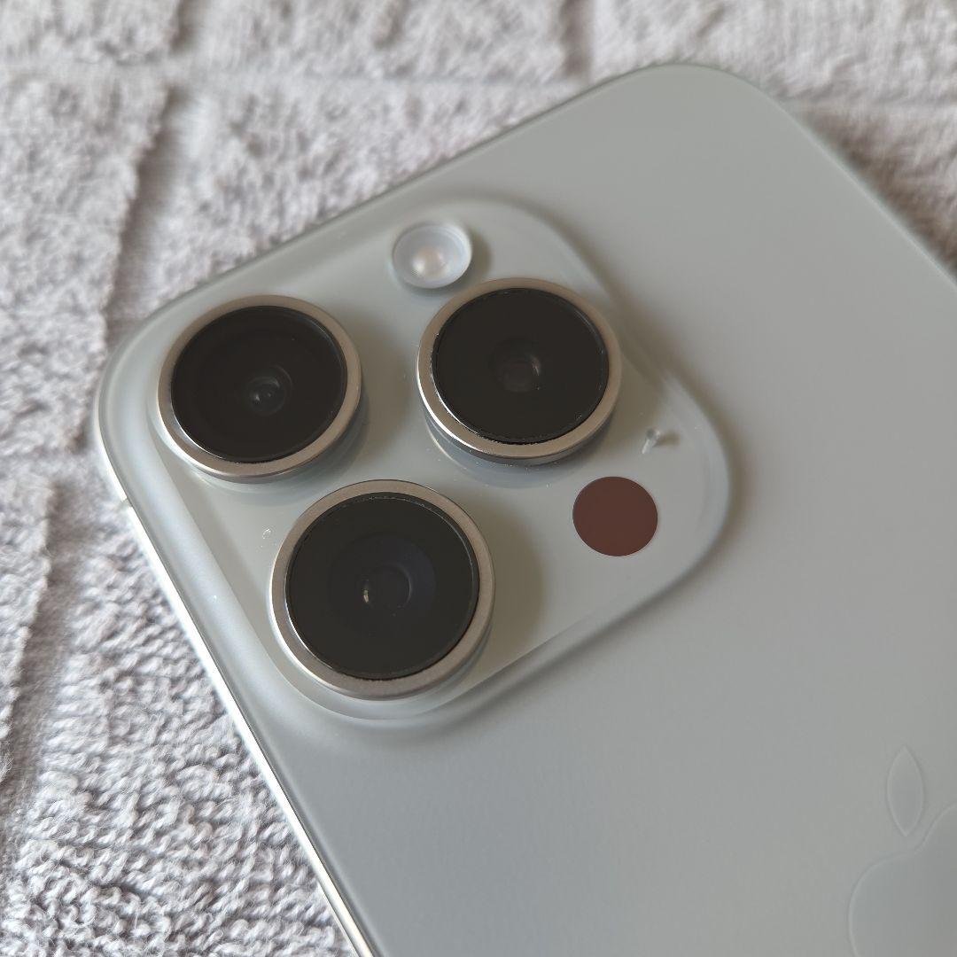 Apple iPhone 15Pro 香港版 256GB バッテリー87%