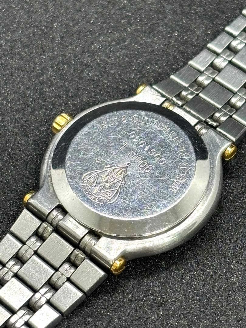 GUCCI 9000Lラウンドデイトゴールド文字盤 QZレディース腕時計 不動