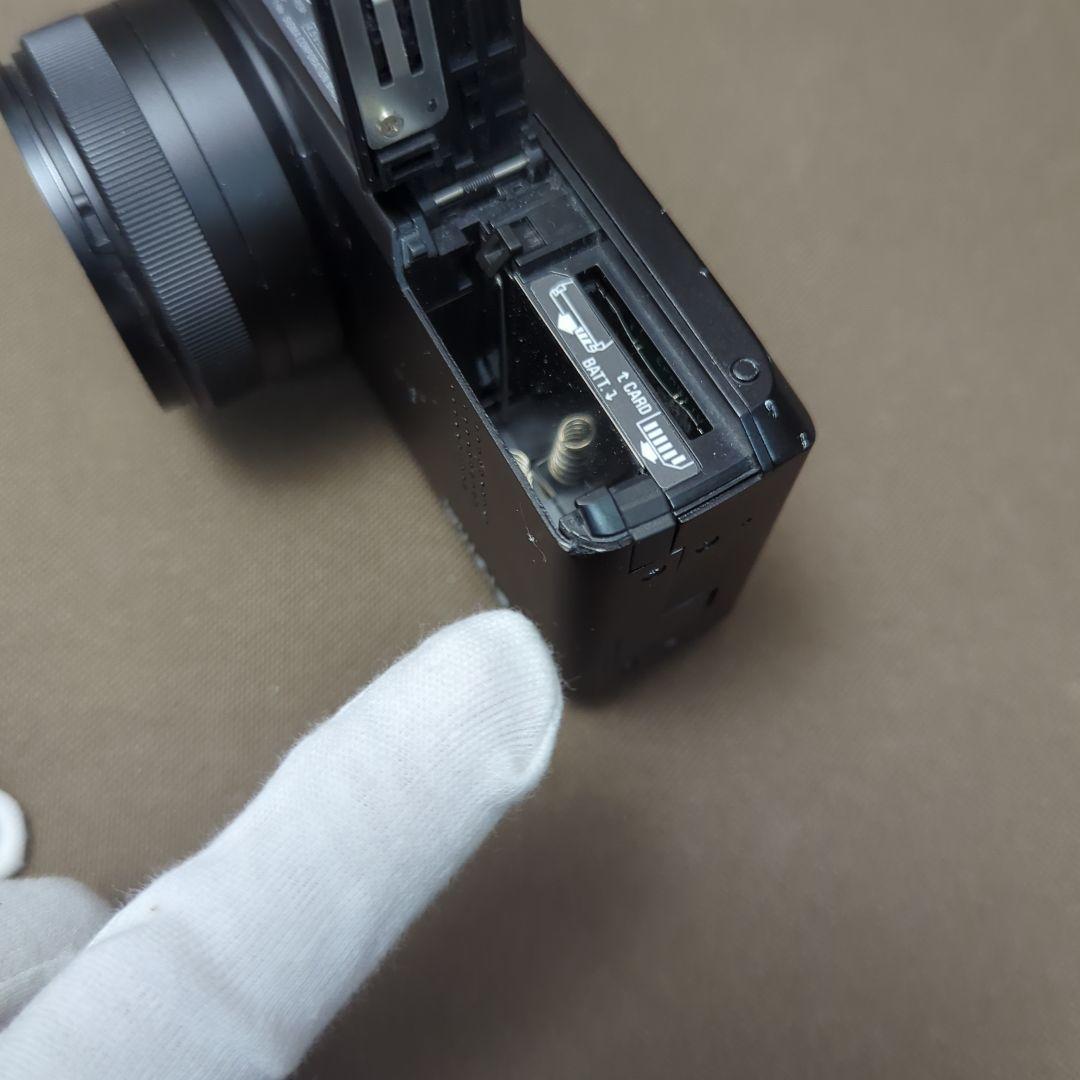 未起動ジャンク品 SIGMA dp1 merrill コンパクトデジタルカメラ