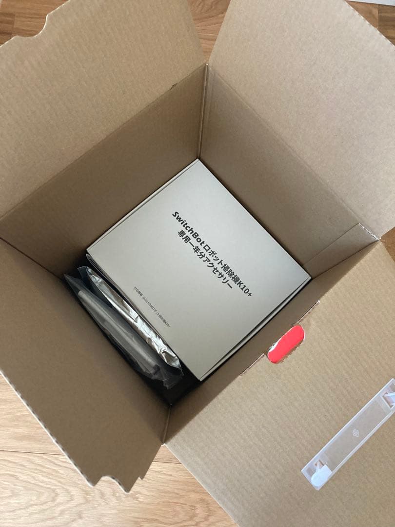 Switchbotのロボット掃除機K10+