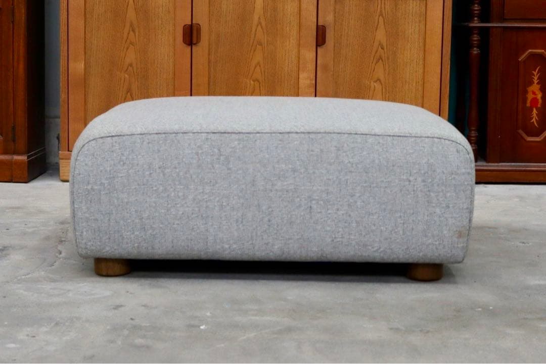 GMIK52○unico / ウニコ VAUS ヴァウス オットマン スツール