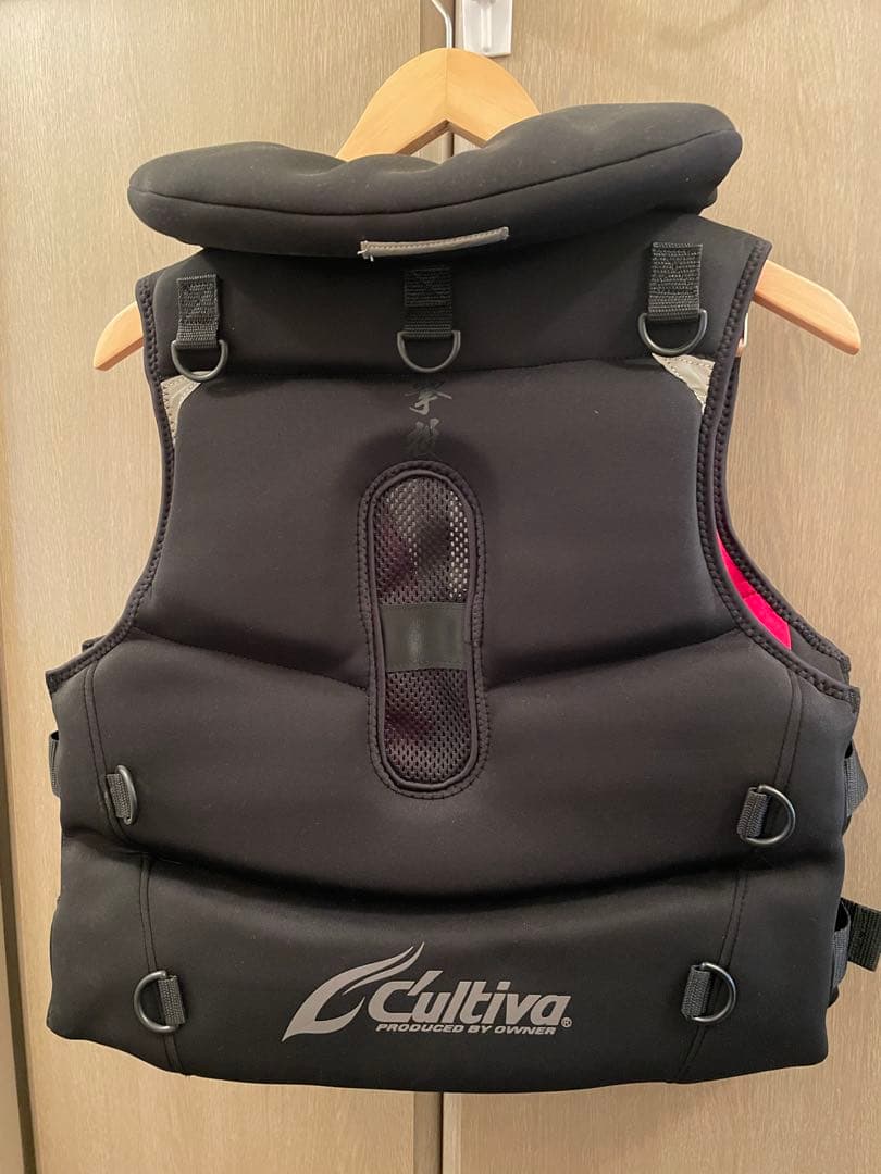 Cultiva カルティバ　撃投ボディプロテクター