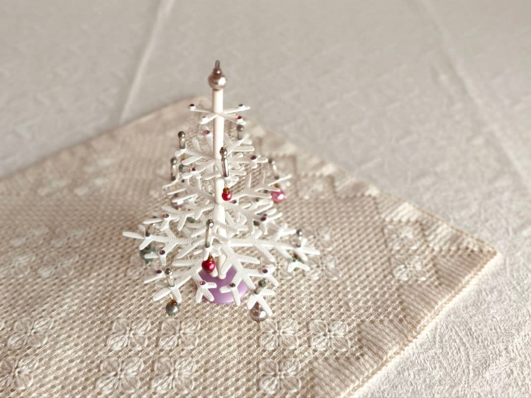 【Jack Louさま】tree ✵ アンティークガラスビーズの ホワイトツリー