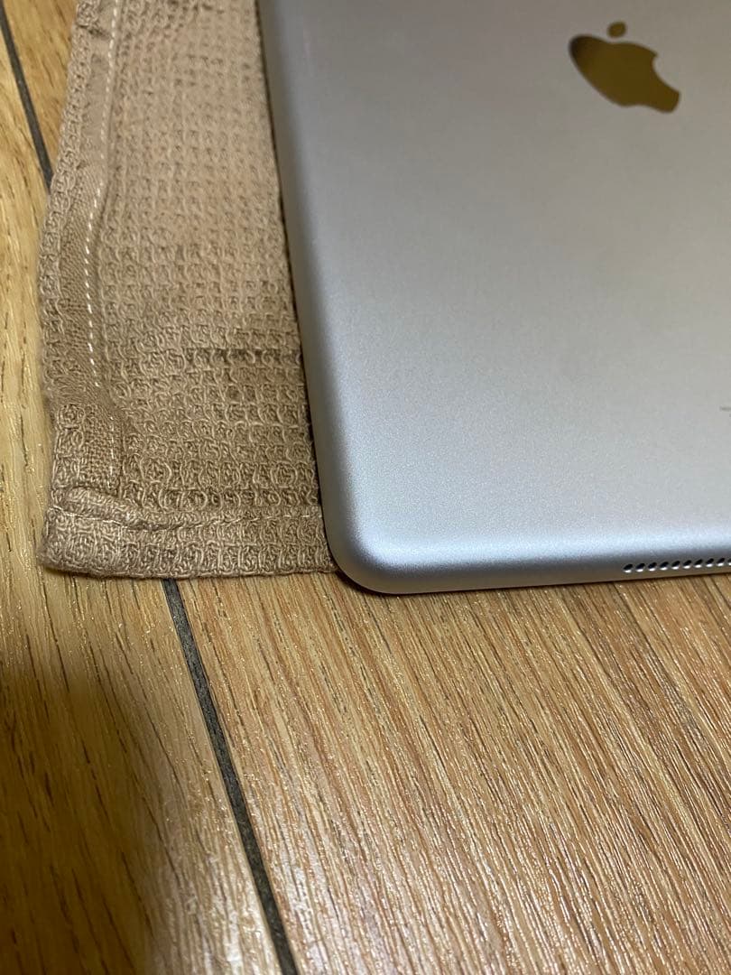 Apple iPad シルバー 本体 第9世代