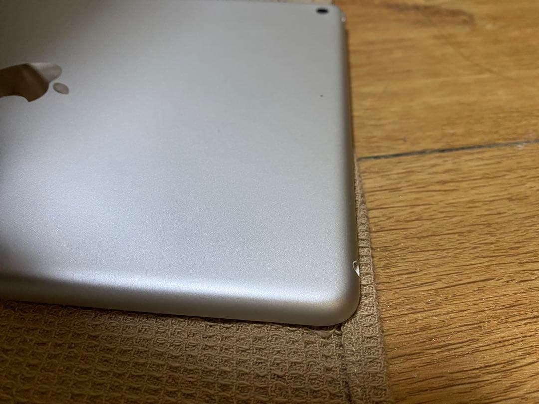 Apple iPad シルバー 本体 第9世代