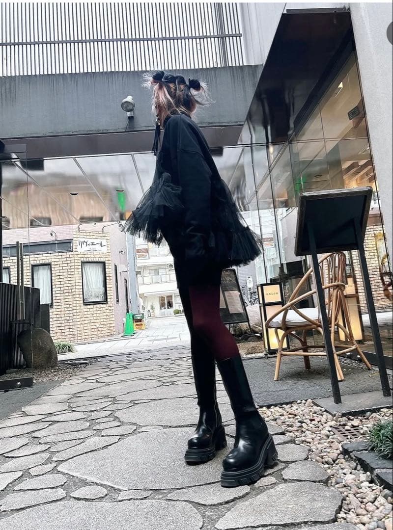 VIVIANO/ヴィヴィアーノ STUDIOUS別注 チュール スウェット