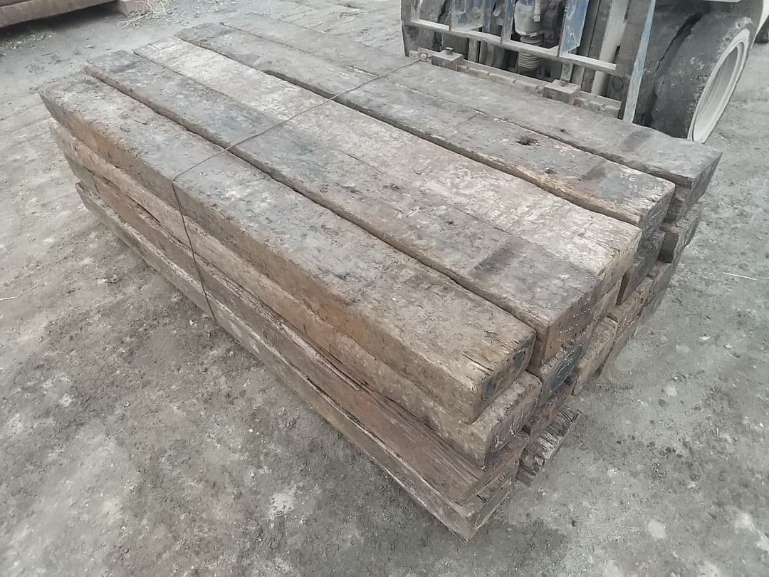 10本組 枕木 3級品 長さ約210cm 送料別 ガーデニング 花壇 庭づくり