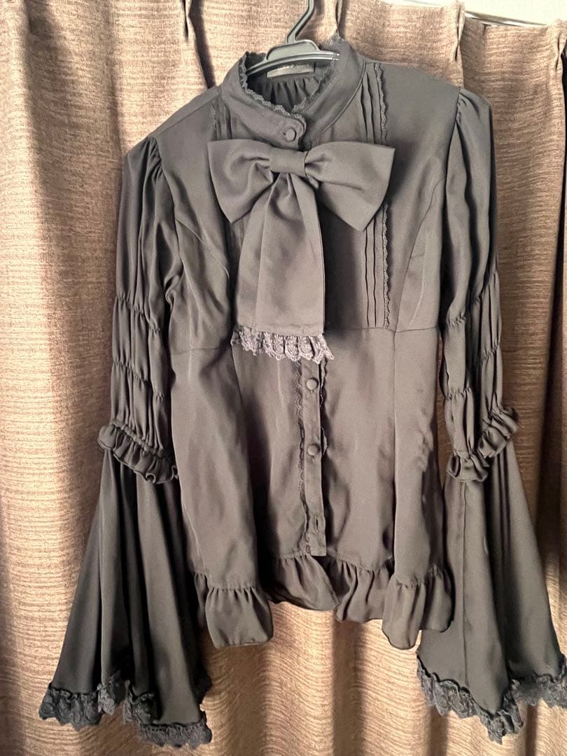 ATELIER PIERROT 立ち襟姫袖シフォンブラウス