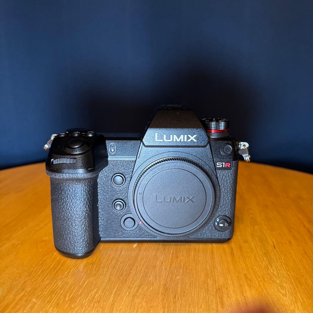 LUMIX S1R ルミックス　フルサイズ　極美品