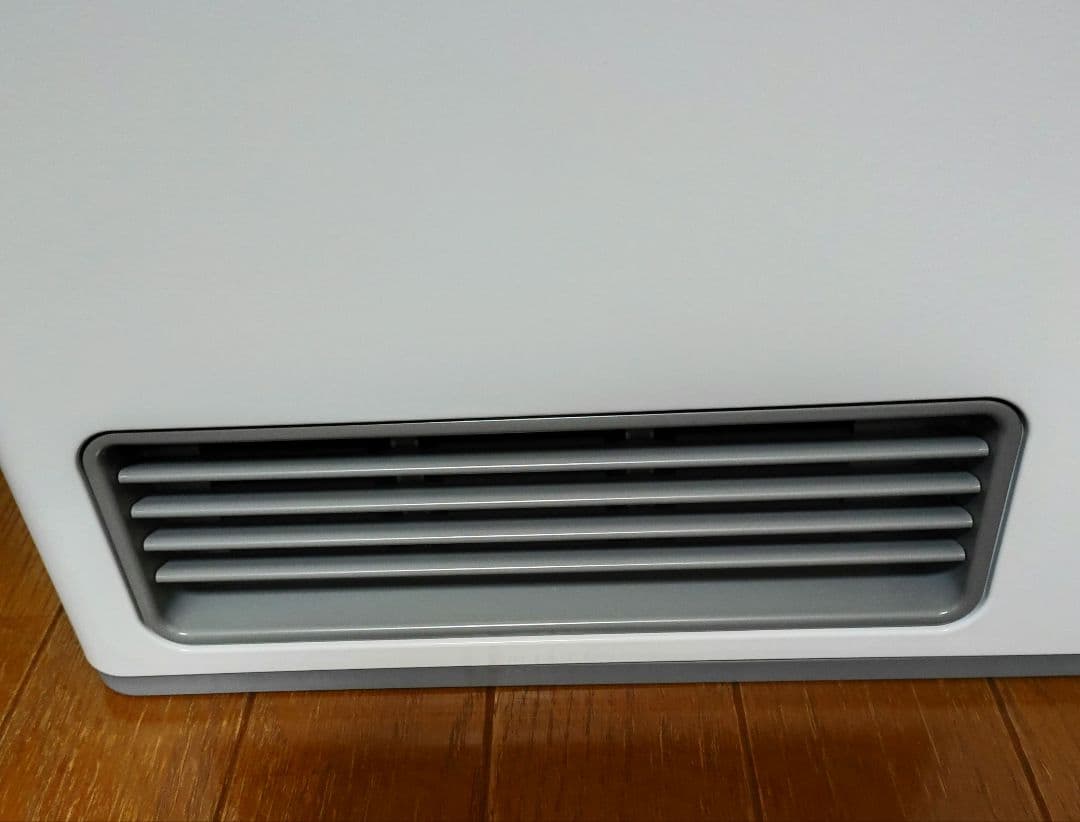 ガスファンヒーター ホワイト 据え置き型 都市ガス用 2019年製造未使用品