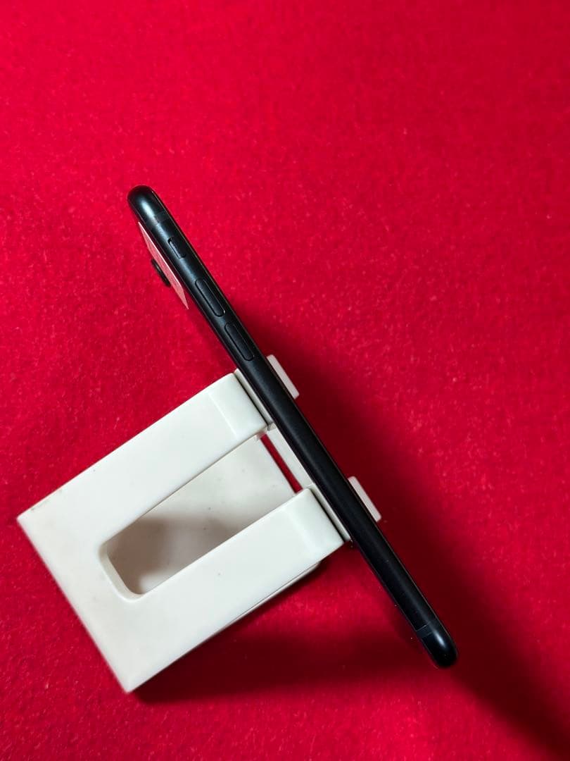 【2943】iPhone SE3第3世代ミッドナイト 64GB simフリー