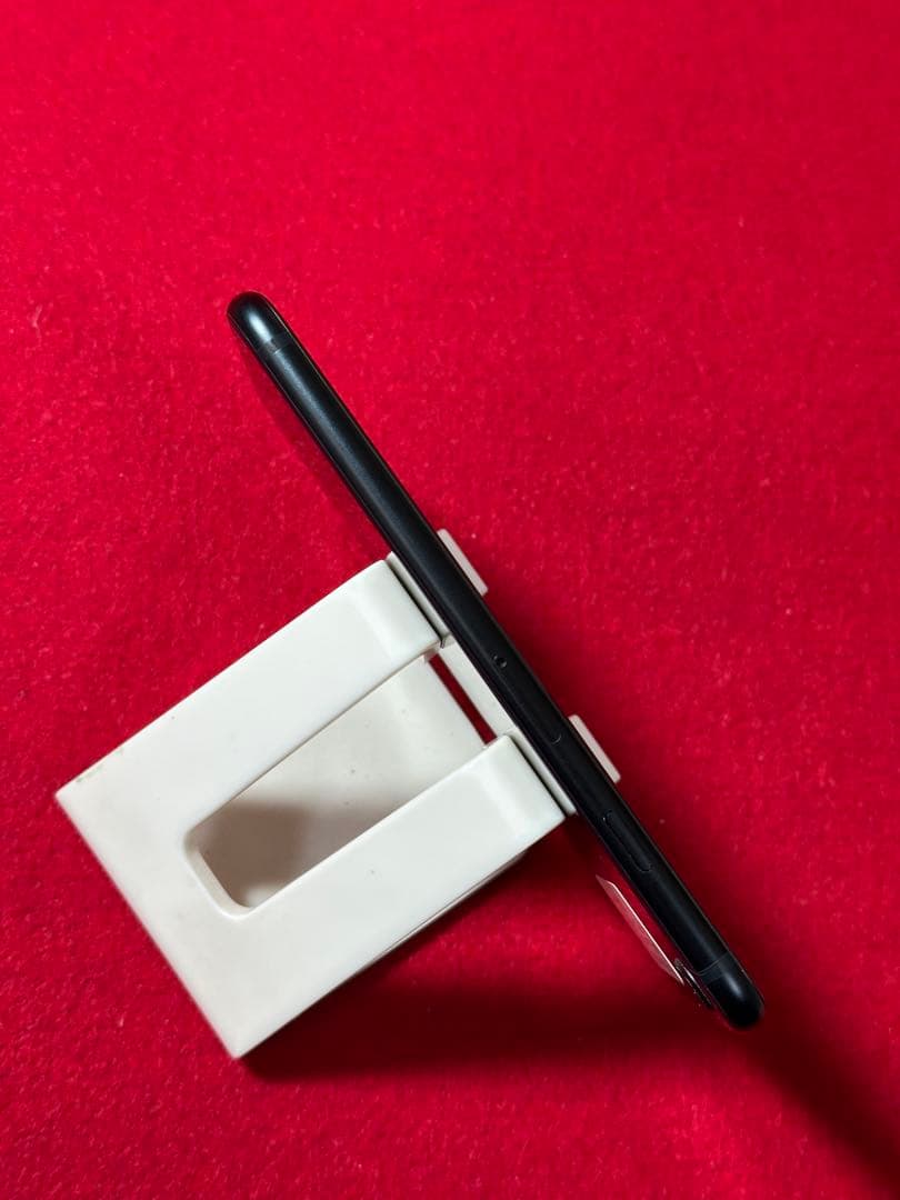 【2943】iPhone SE3第3世代ミッドナイト 64GB simフリー