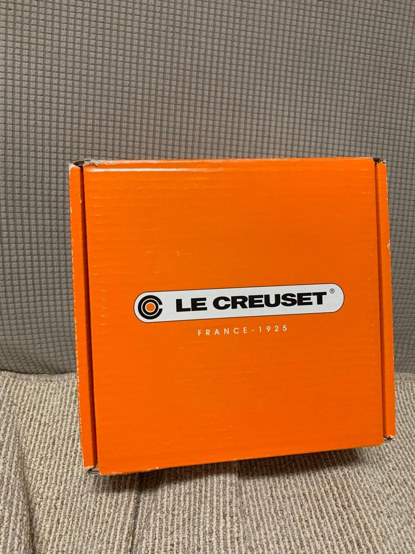 LE CREUSETココットロンドブラウン 両手鍋 18cmルクルーゼ
