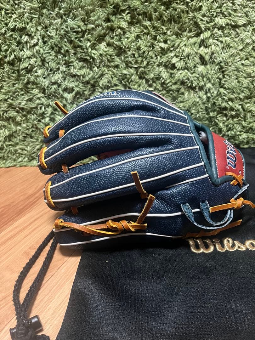 ウィルソン ワナビーヒーローデュアル 軟式内野手用87型 ネイビーSS×レッド