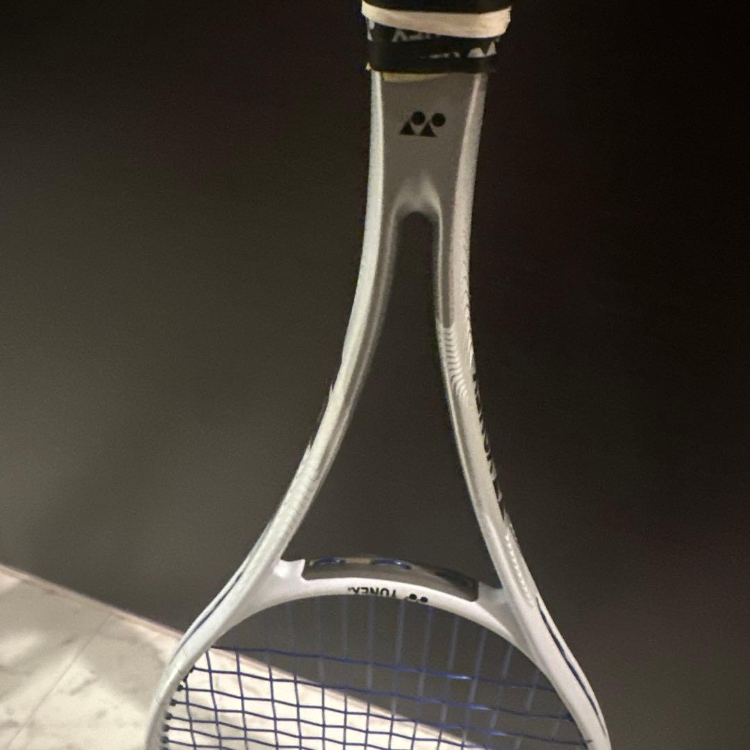 YONEX NANOFORCE 8vテニスラケット